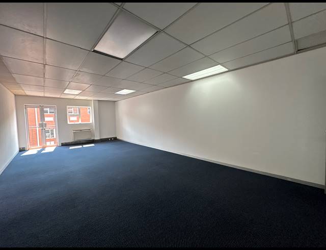 60.40M² OFFICE TO LET IN CENTURION CENTRAL